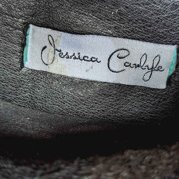 Women's size 7.5 Jessica Carlyle Red Booties - Picture 10 of 11